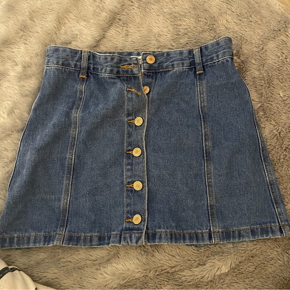 Forever 21 Denim Button-Up Skirt / Mini-Skirt Size S